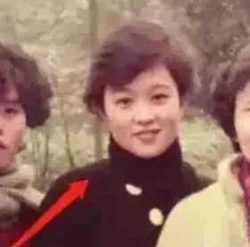 娱乐圈吃瓜资深少女,揭秘明星幕后故事